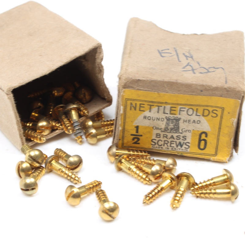 29x Nettlefolds Round Head Brass Screws  1/2 x 6