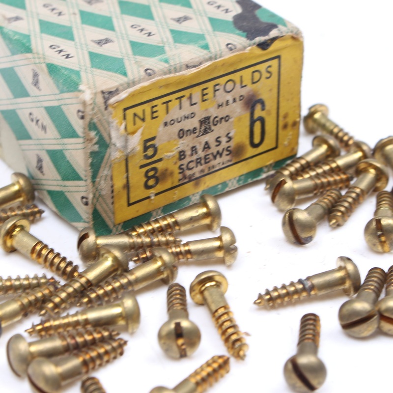 94x Nettlefolds Round Head Brass Screws  5/8 x 6