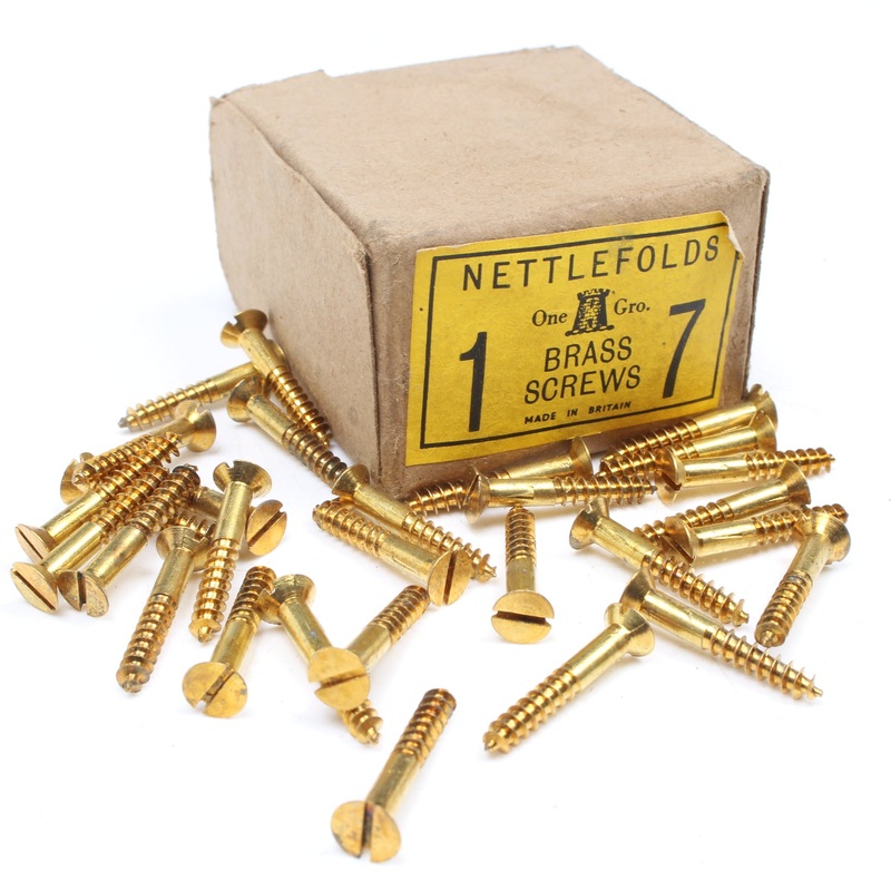 Box Of Nettlefolds CSunk Brass Screws  1 x 7