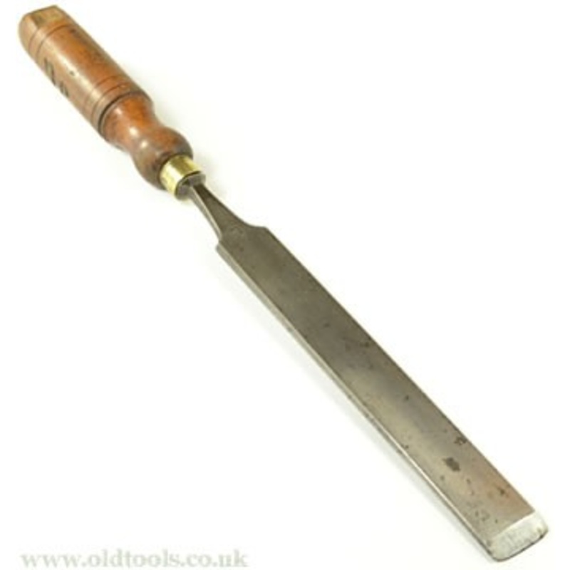 Ward Paring Gouge - 32mm (Beech)