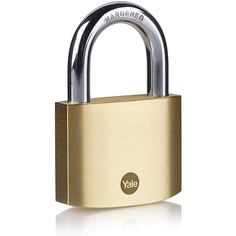 Yale Y110B/60/132/1 yale standard boron series 70 x 54.1 x 11 x 20 mm hardened steel shackle, brass body corrosion resistance 3 keys 70 mm brass padlock PK1
